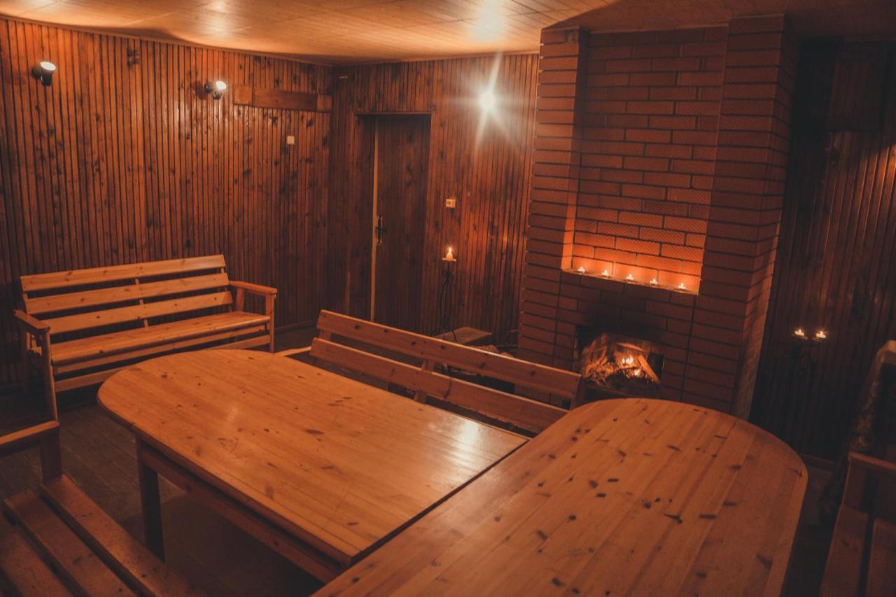 Hotell Paeaesuke Jõhvi 외부 사진